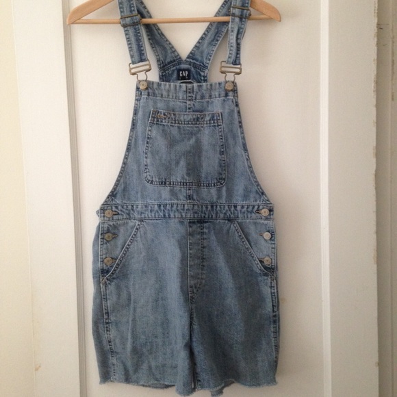 GAP Pants - GAP overall shorts size S